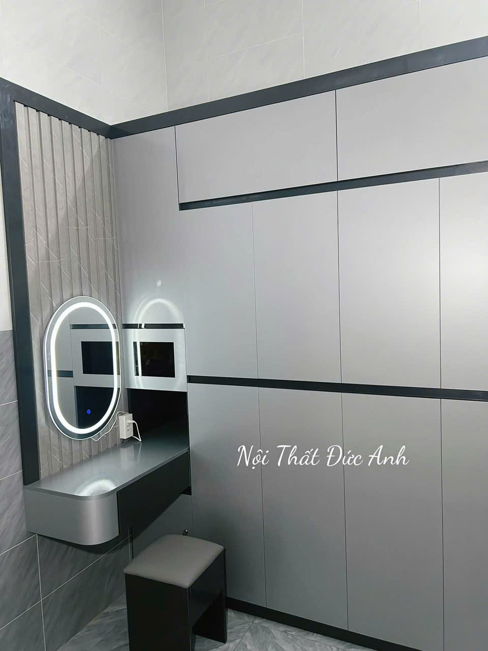 Thumbnail góc 2: Tủ Quần Áo Nhựa Ecoplast Kịch Trần Liền Bàn Trang Điểm Đức Anh